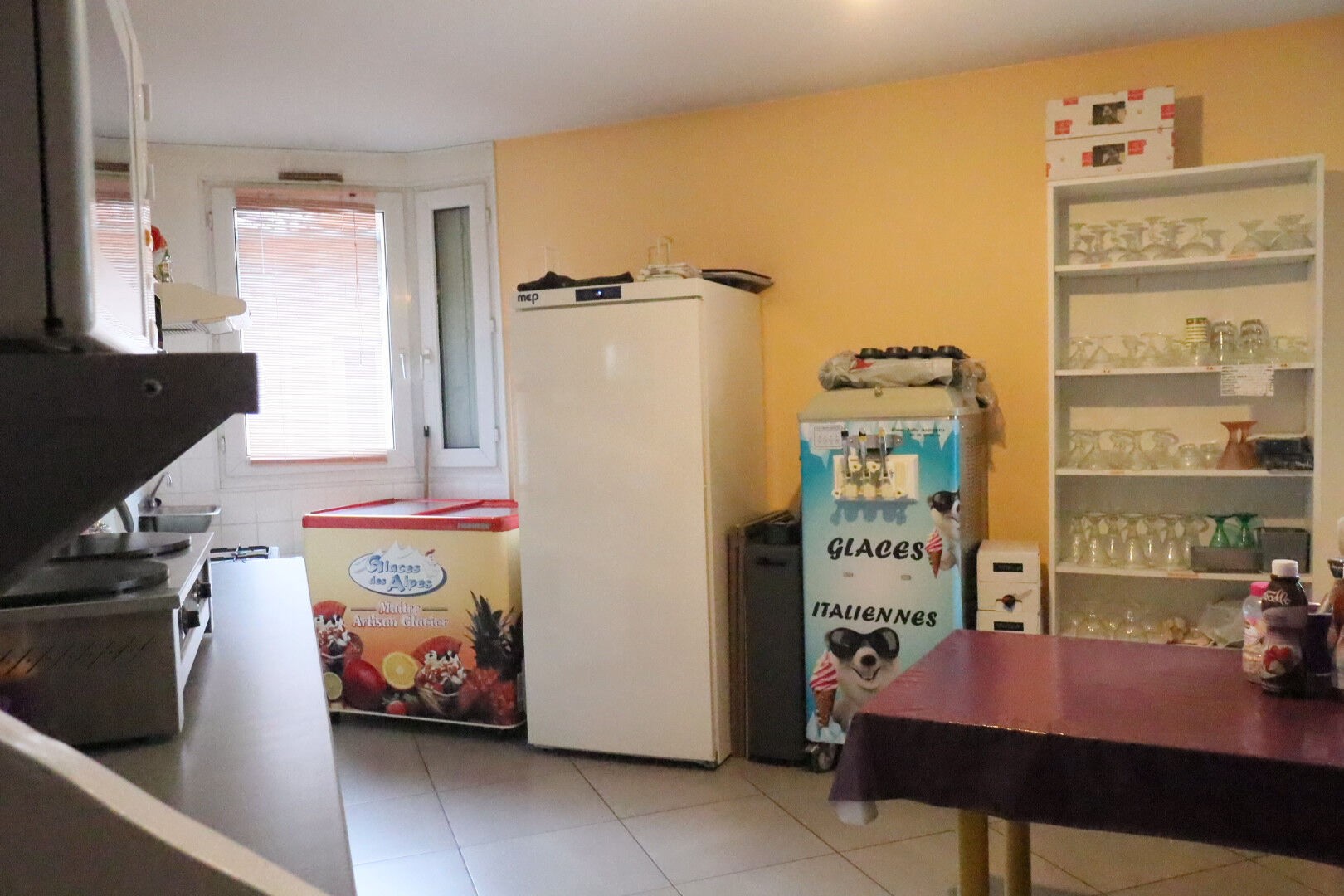 Vente Bureau / Commerce à Morestel 4 pièces