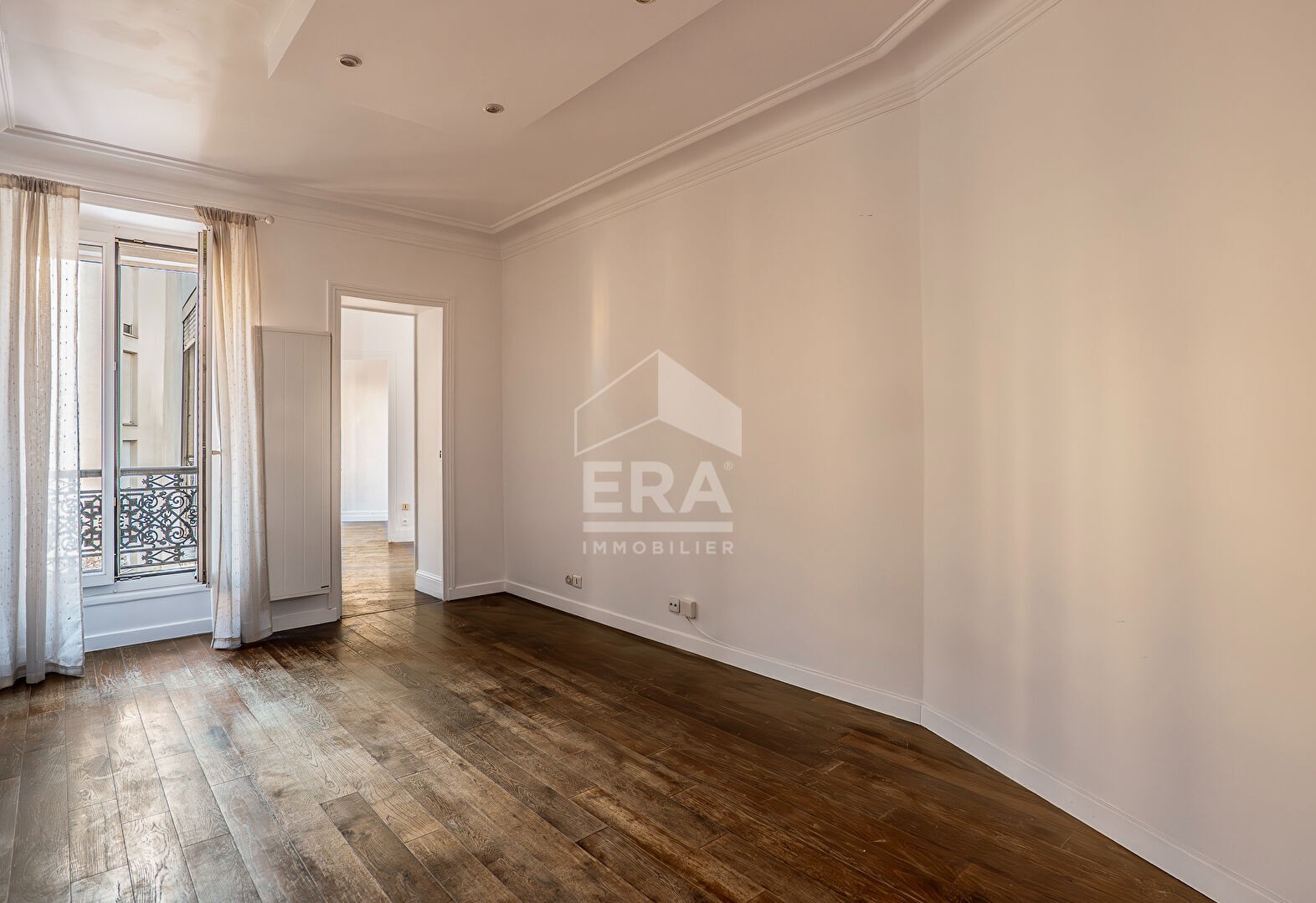 Vente Appartement à Paris Butte-Montmartre 18e arrondissement 3 pièces