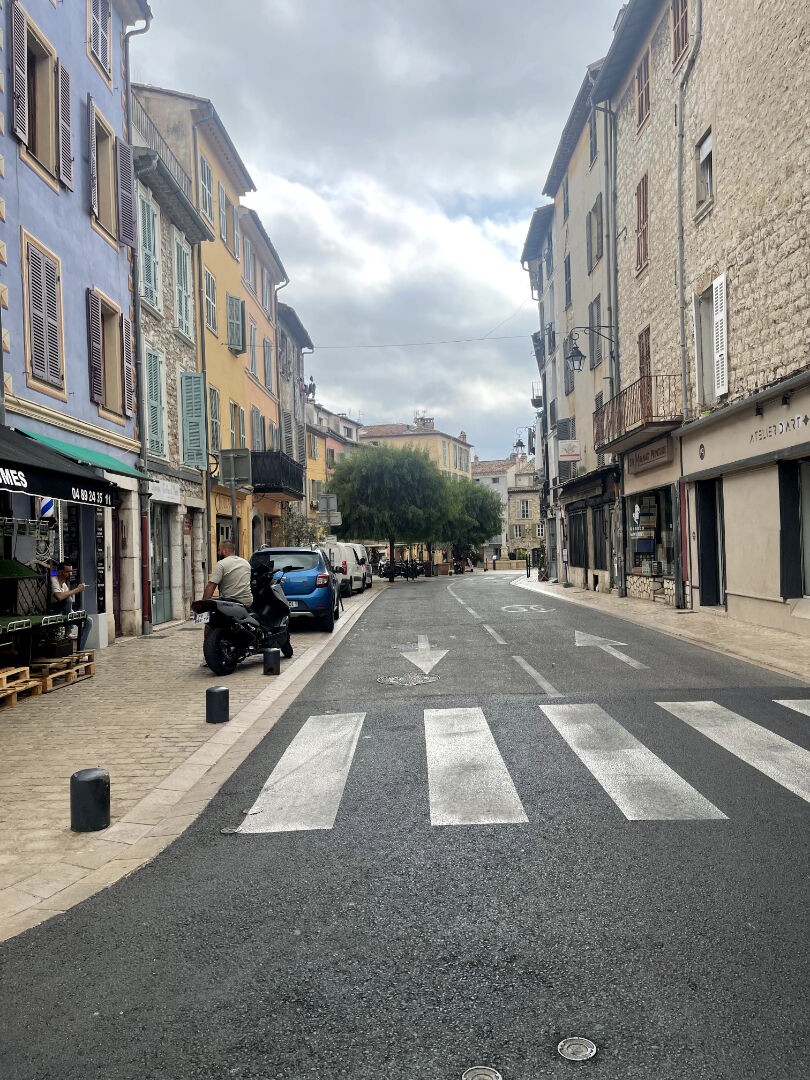 Vente Garage / Parking à Vence 2 pièces