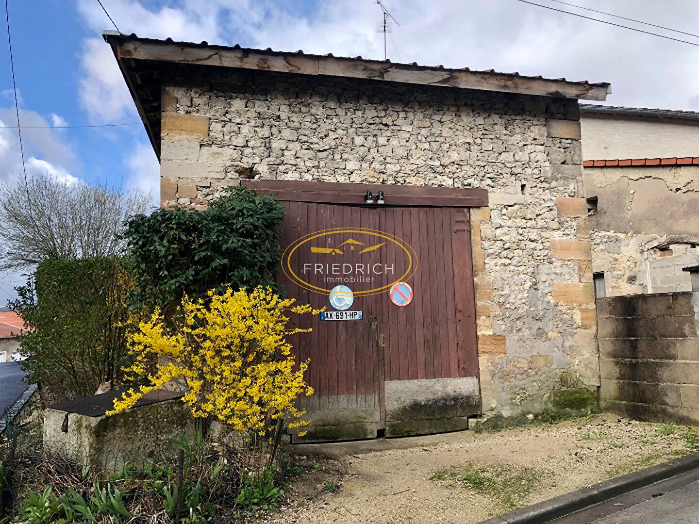 Vente Bureau / Commerce à Ligny-en-Barrois 8 pièces