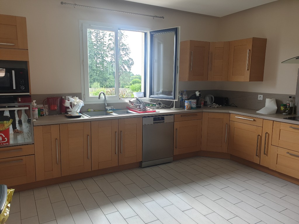 Location Appartement à Saint-Jean-le-Vieux 4 pièces