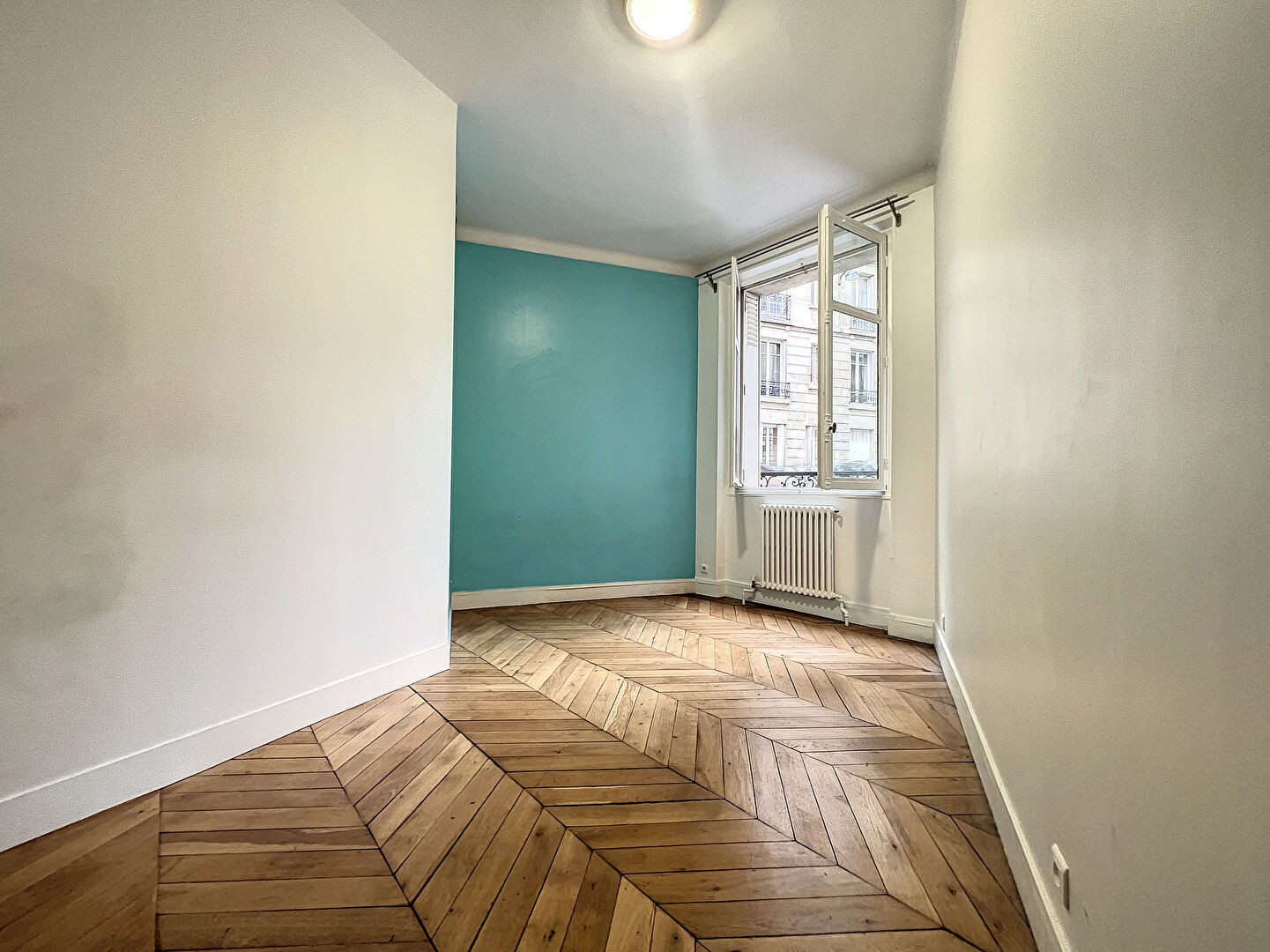 Vente Garage / Parking à Paris Passy 16e arrondissement 4 pièces