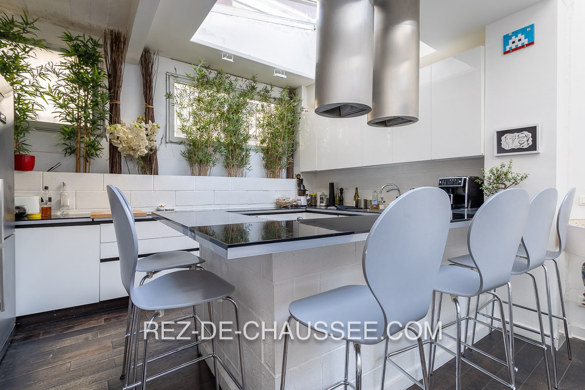 Vente Appartement à Paris Butte-Montmartre 18e arrondissement 9 pièces