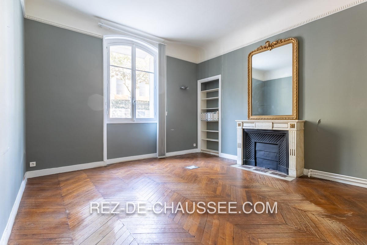 Vente Appartement à Paris Palais-Bourbon 7e arrondissement 4 pièces