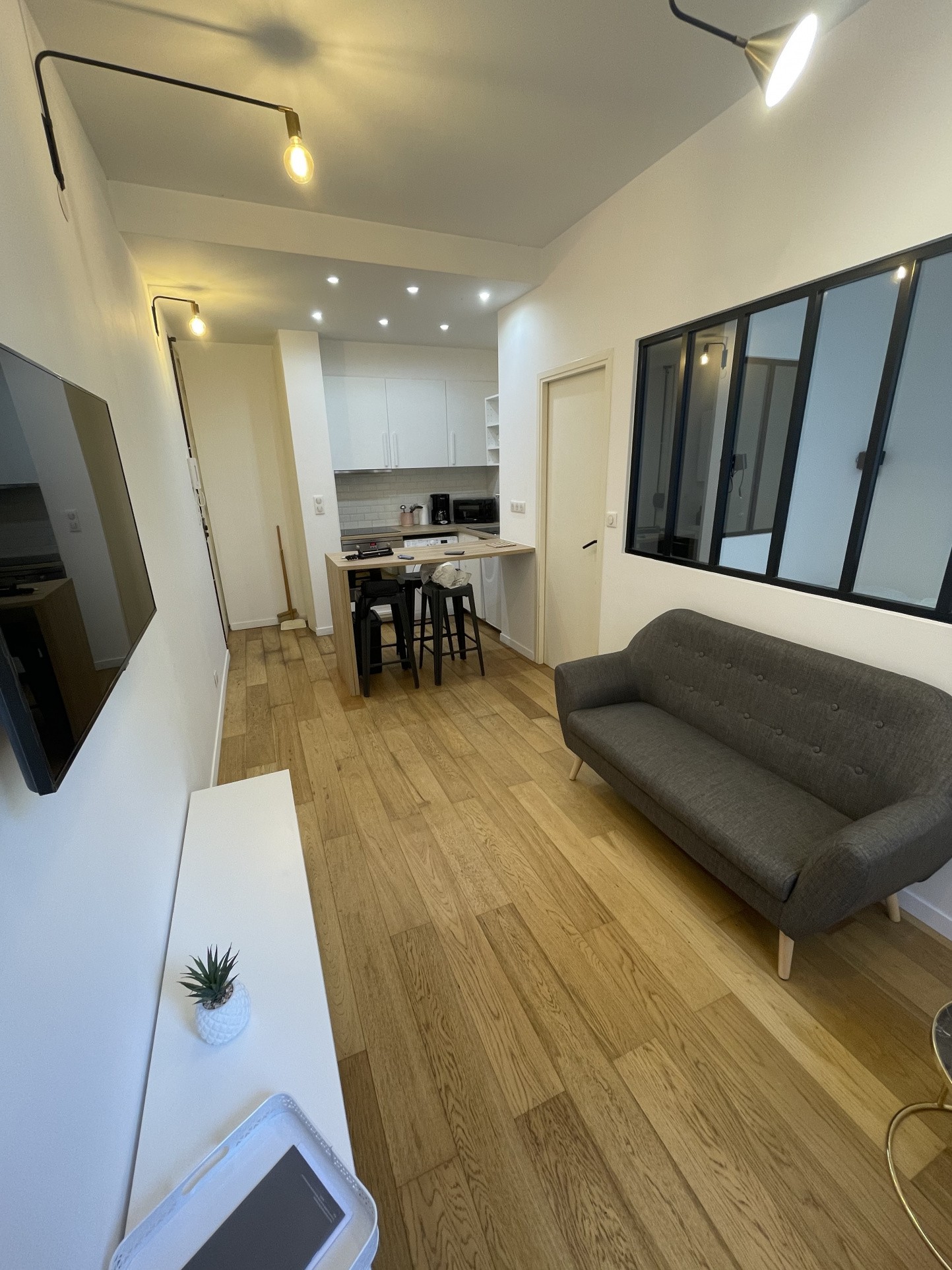 Location Appartement à Marseille 6e arrondissement 2 pièces