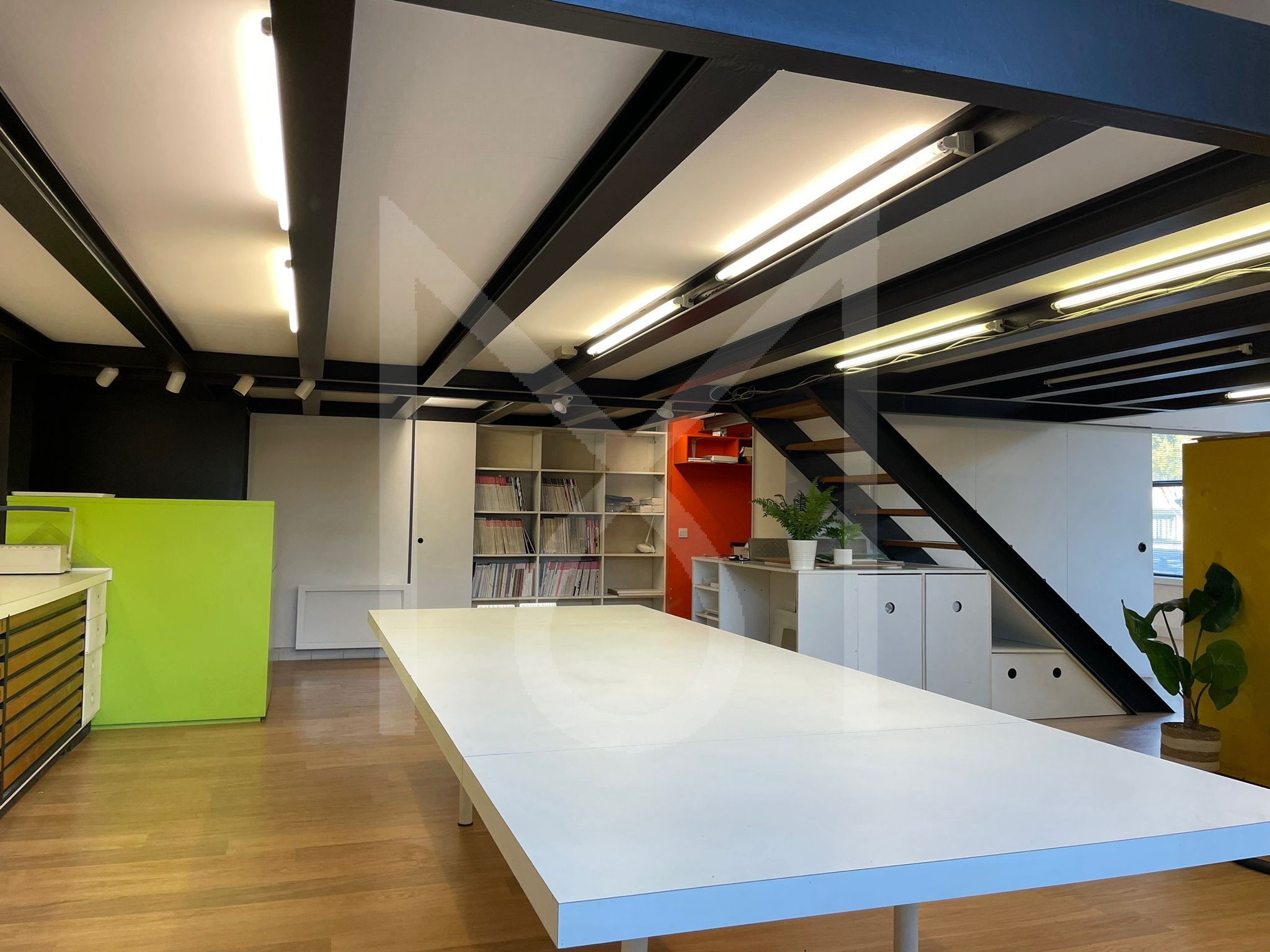 Vente Bureau / Commerce à Marseille 8e arrondissement 4 pièces