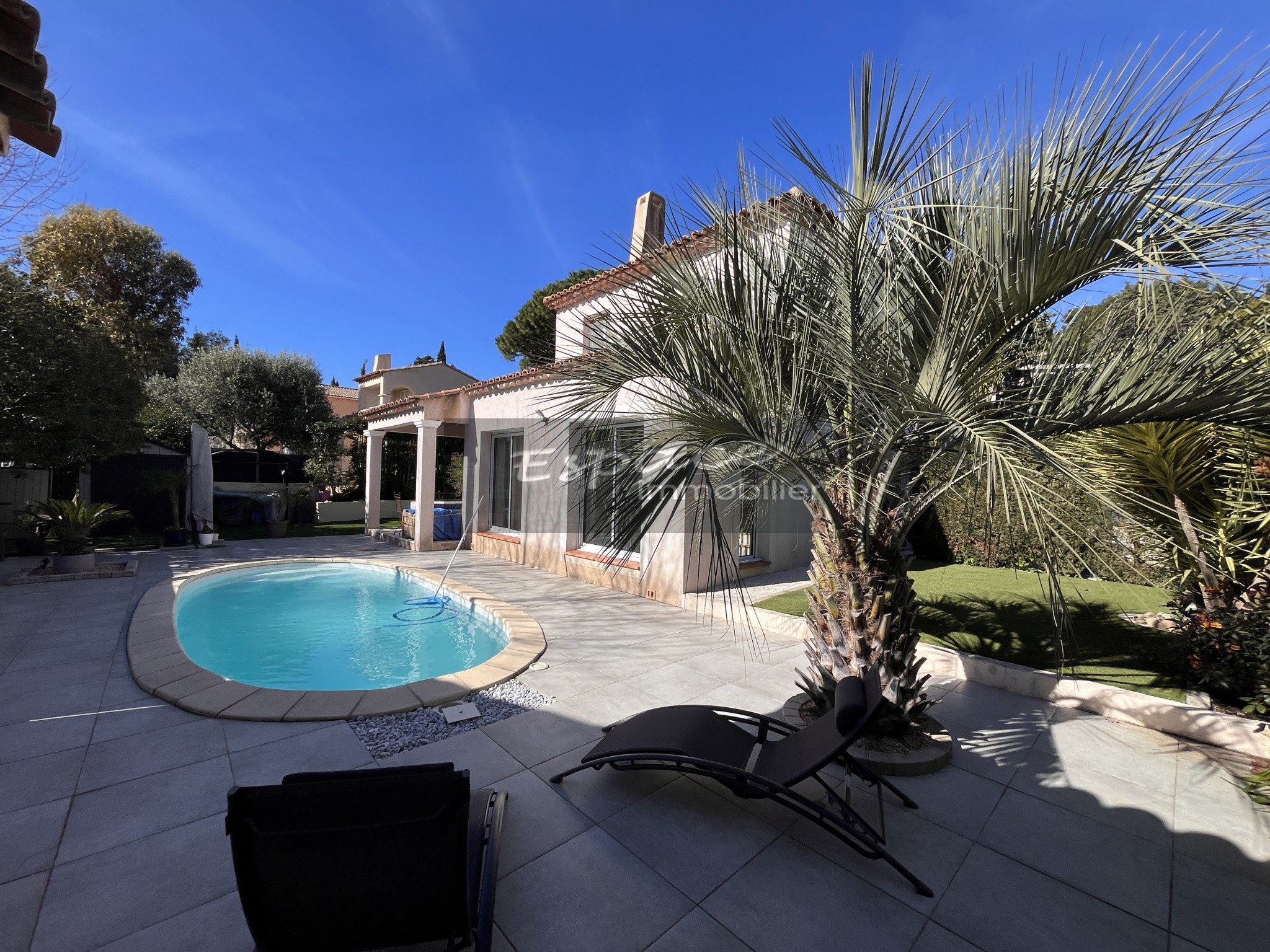 Vente Maison à Six-Fours-les-Plages 5 pièces