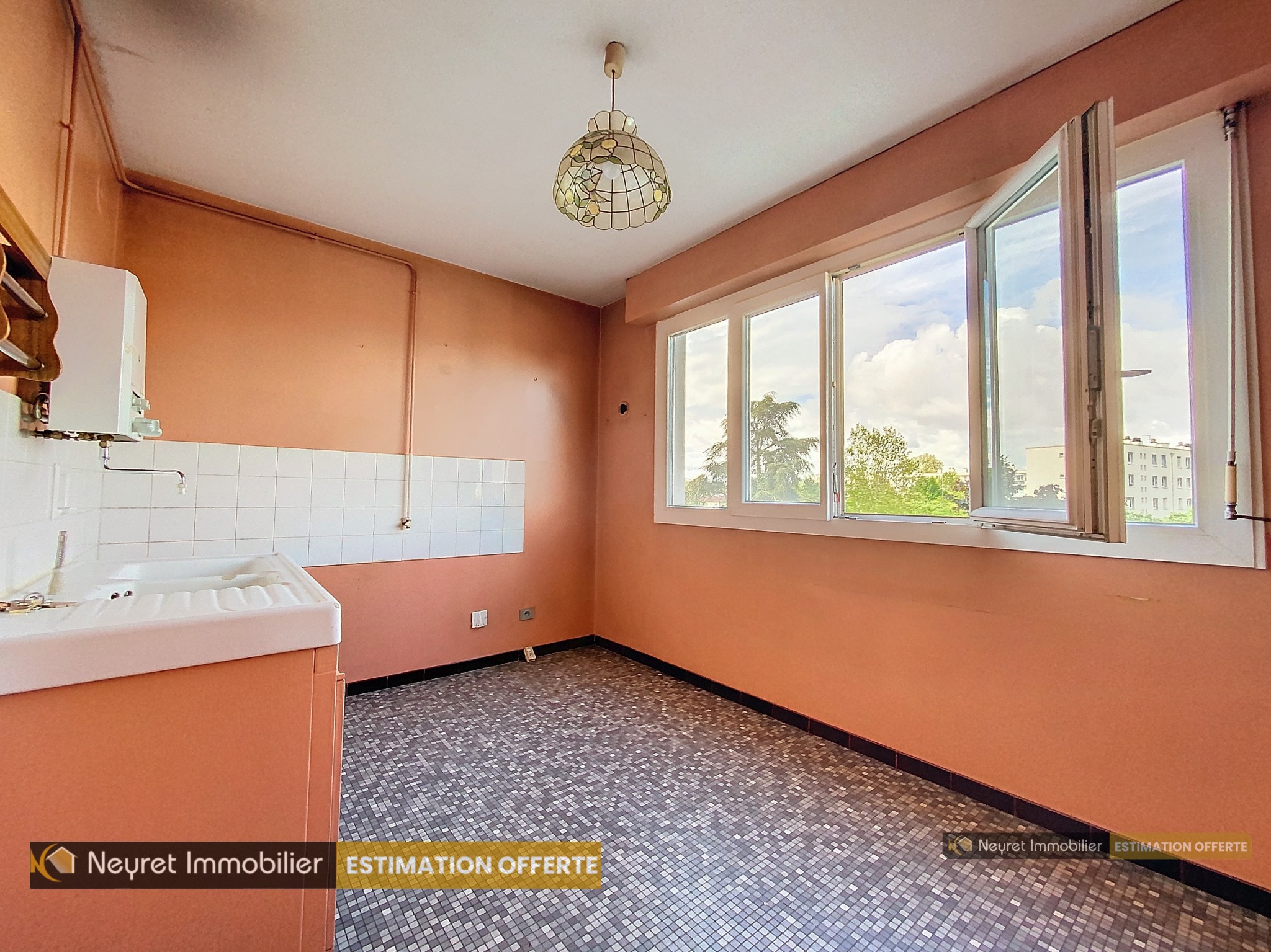 Vente Appartement à Bron 2 pièces