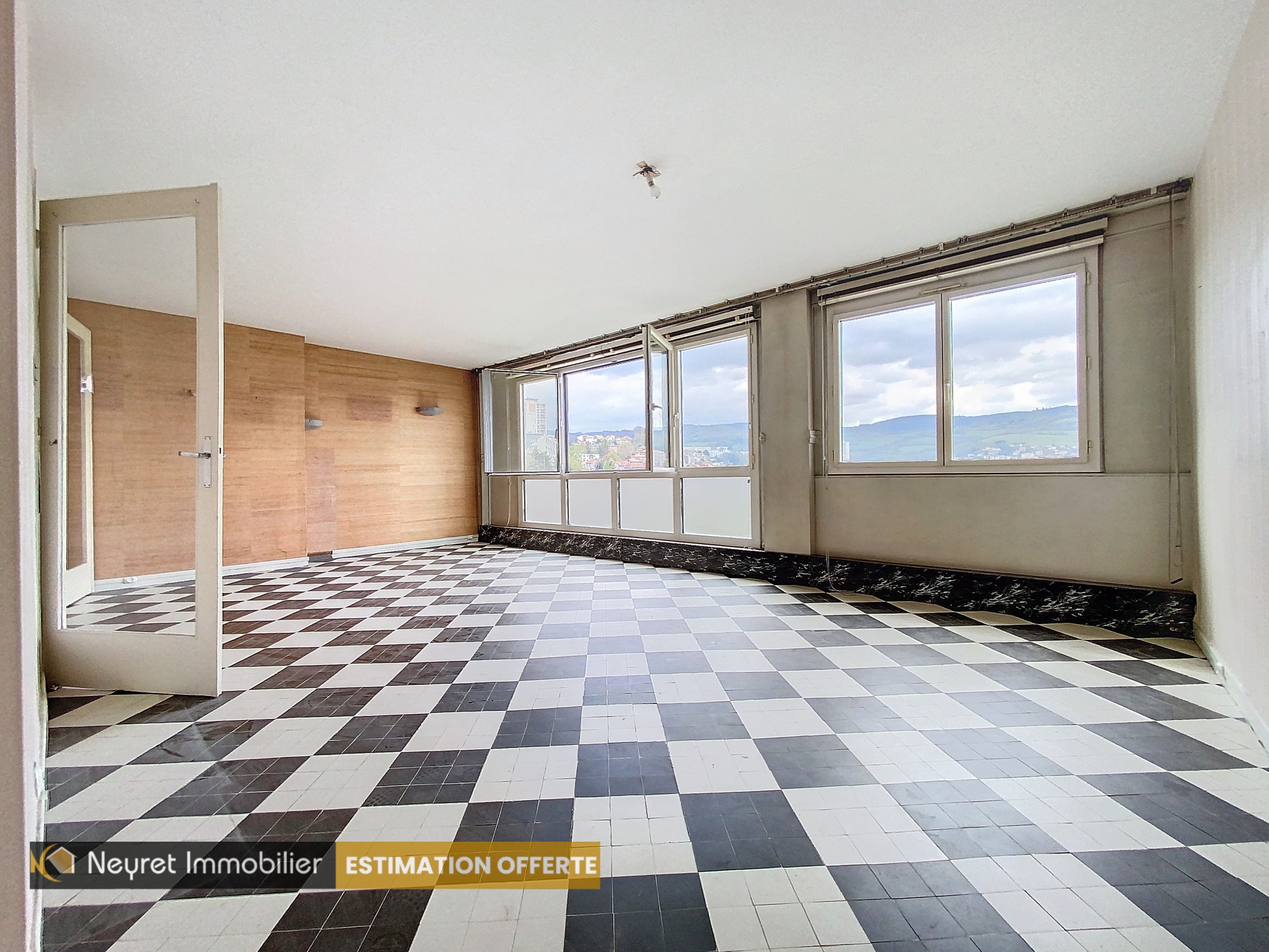 Vente Appartement à Saint-Étienne 5 pièces