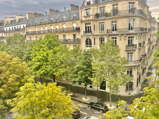 Vente Appartement à Paris Batignolles-Monceaux 17e arrondissement 3 pièces