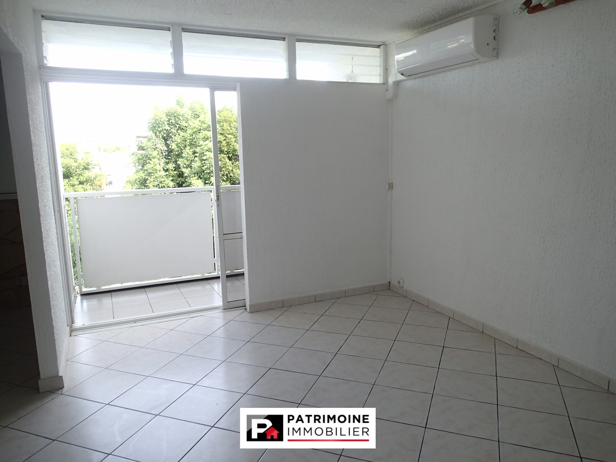 Location Appartement à les Abymes 4 pièces