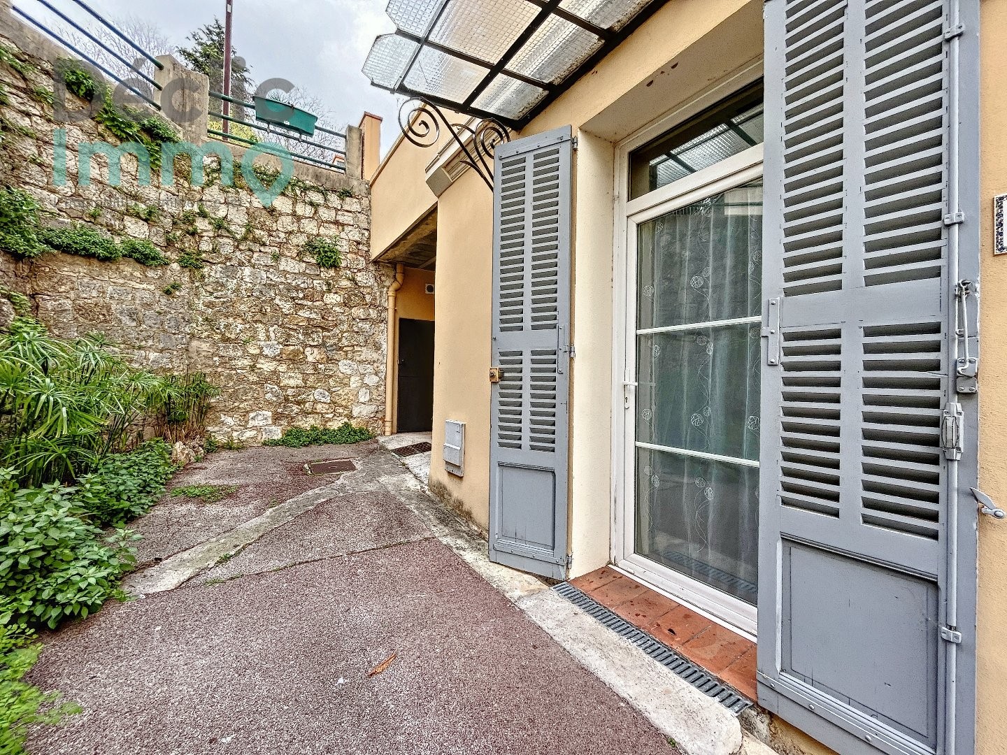 Location Appartement à Grasse 1 pièce