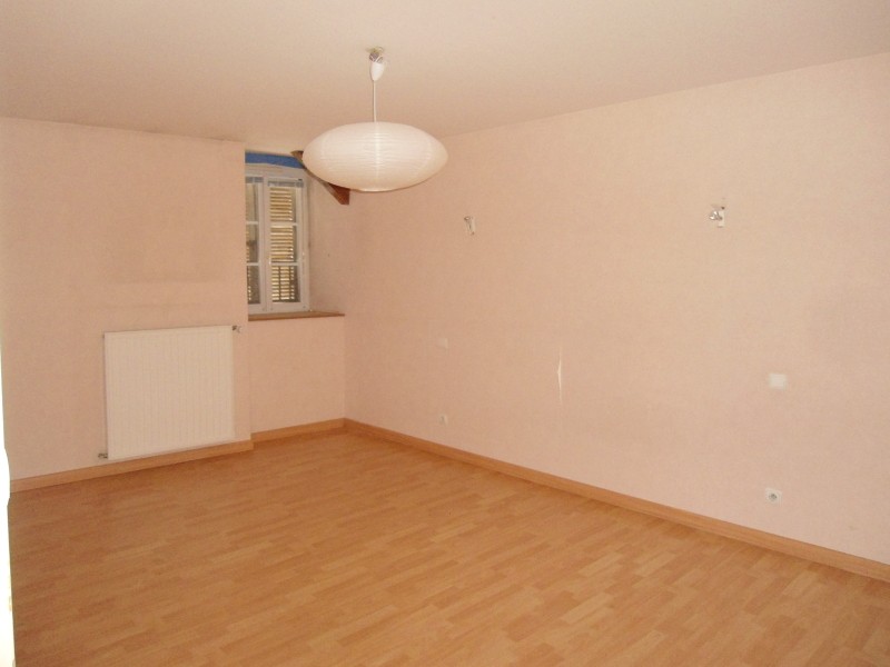 Location Appartement à Bar-sur-Aube 6 pièces