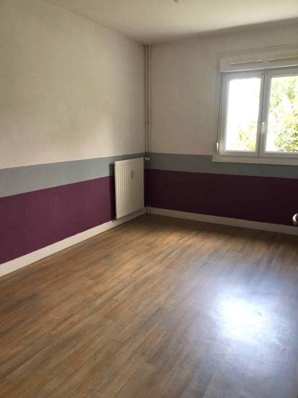 Location Appartement à Fontaine-les-Grès 4 pièces