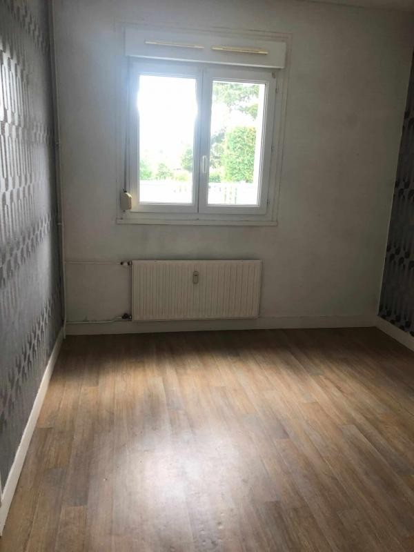 Location Appartement à Fontaine-les-Grès 4 pièces