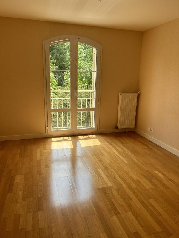 Location Appartement à Bar-sur-Aube 4 pièces