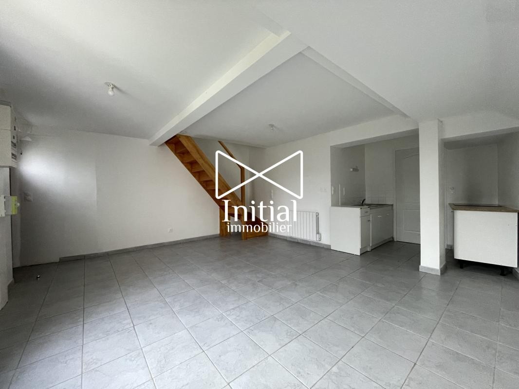 Location Appartement à Saint-Julien-les-Villas 2 pièces