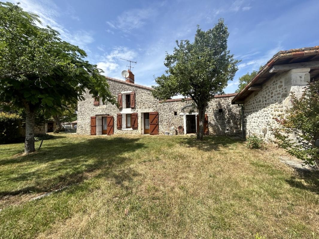 Vente Maison à Lhommaizé 9 pièces