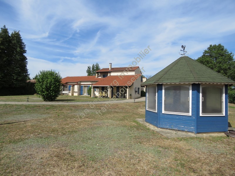 Vente Maison à Arnac-Pompadour 8 pièces