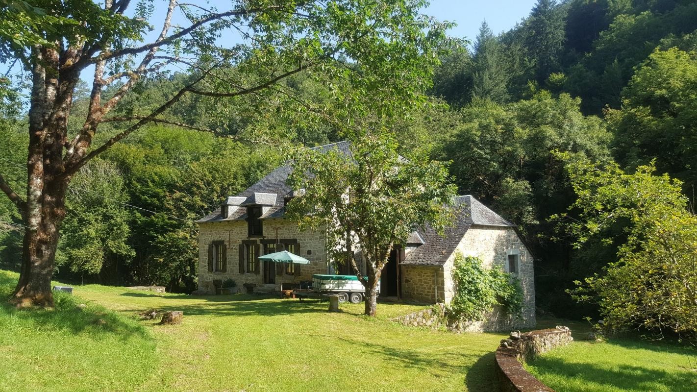 Vente Maison à la Roche-Canillac 6 pièces