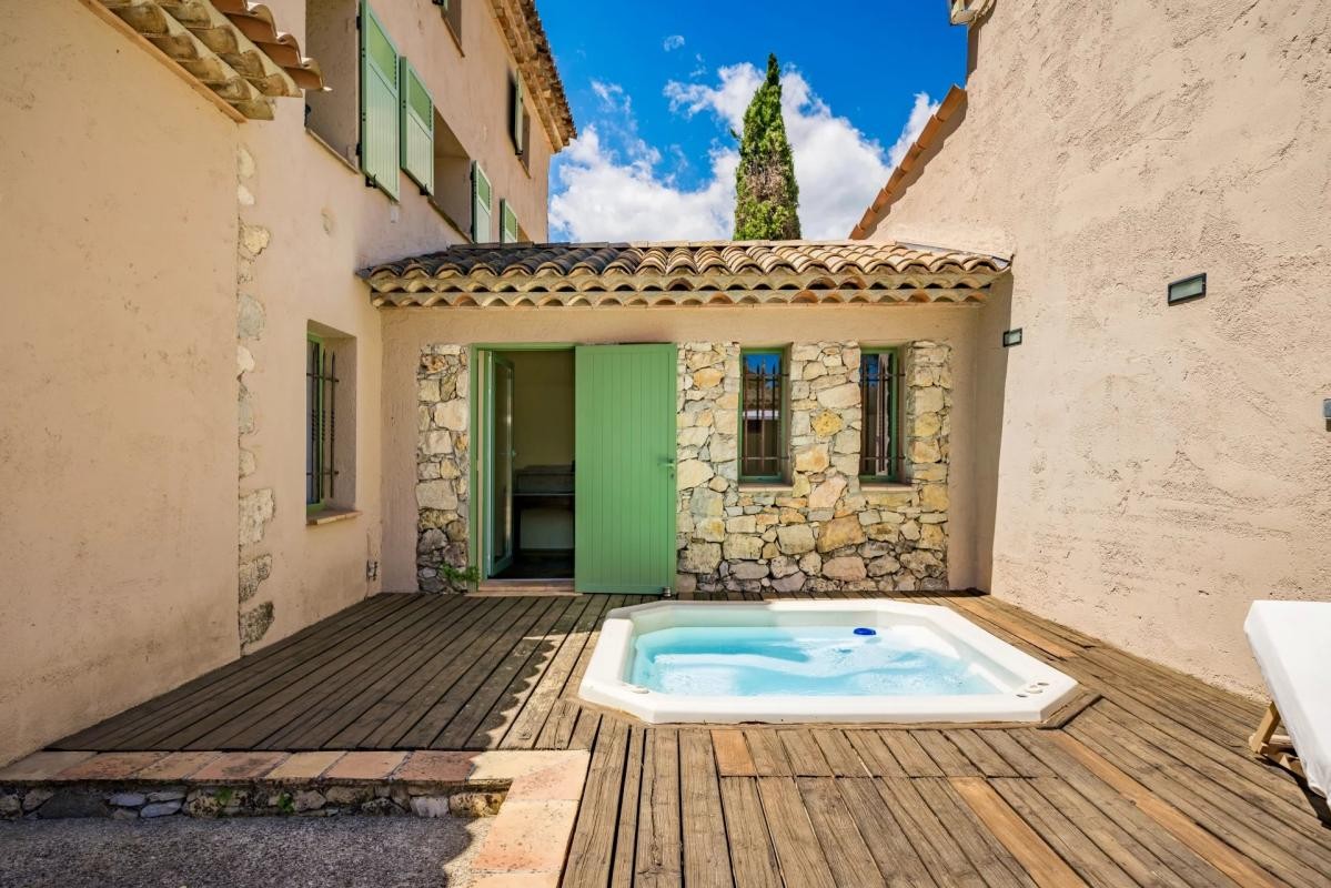 Vente Maison à Valbonne 7 pièces