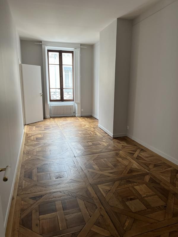 Location Appartement à Lyon 2e arrondissement 4 pièces