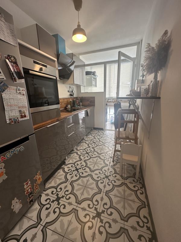 Vente Appartement à Marseille 15e arrondissement 4 pièces