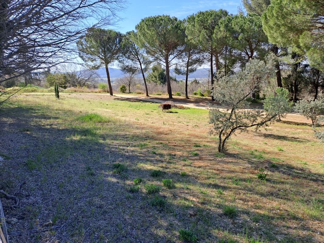 Vente Terrain à Cadenet 0 pièce