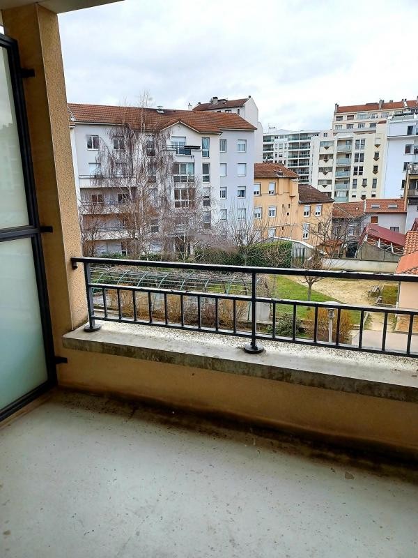 Location Appartement à Saint-Étienne 3 pièces