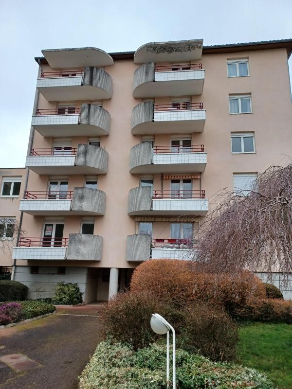 Location Appartement à le Chambon-Feugerolles 3 pièces