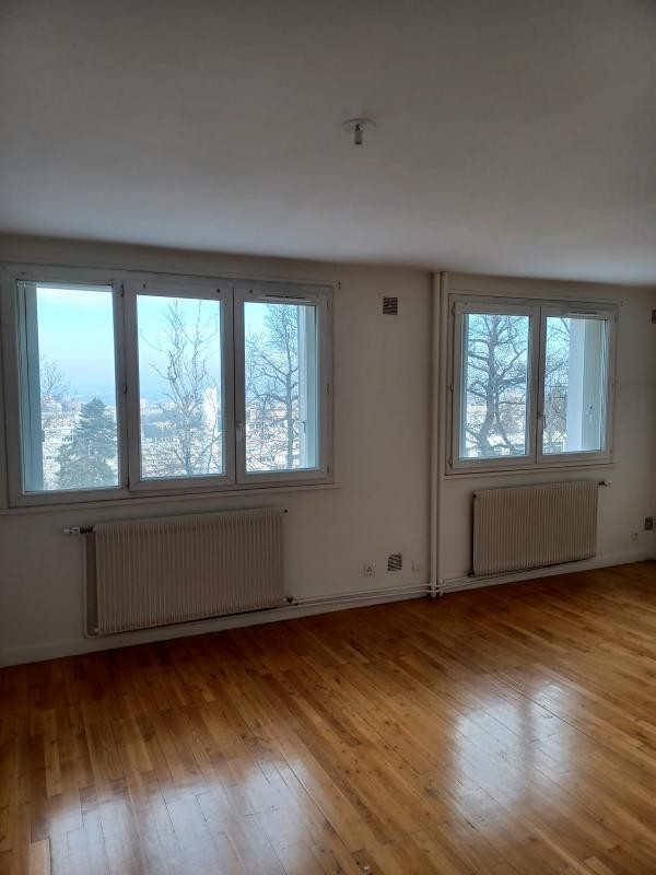 Location Appartement à Saint-Étienne 1 pièce