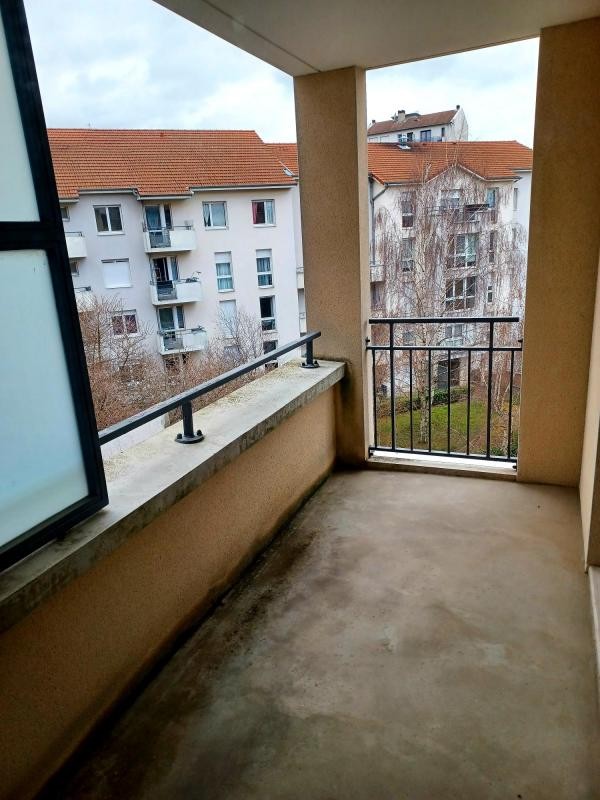 Location Appartement à Saint-Étienne 3 pièces