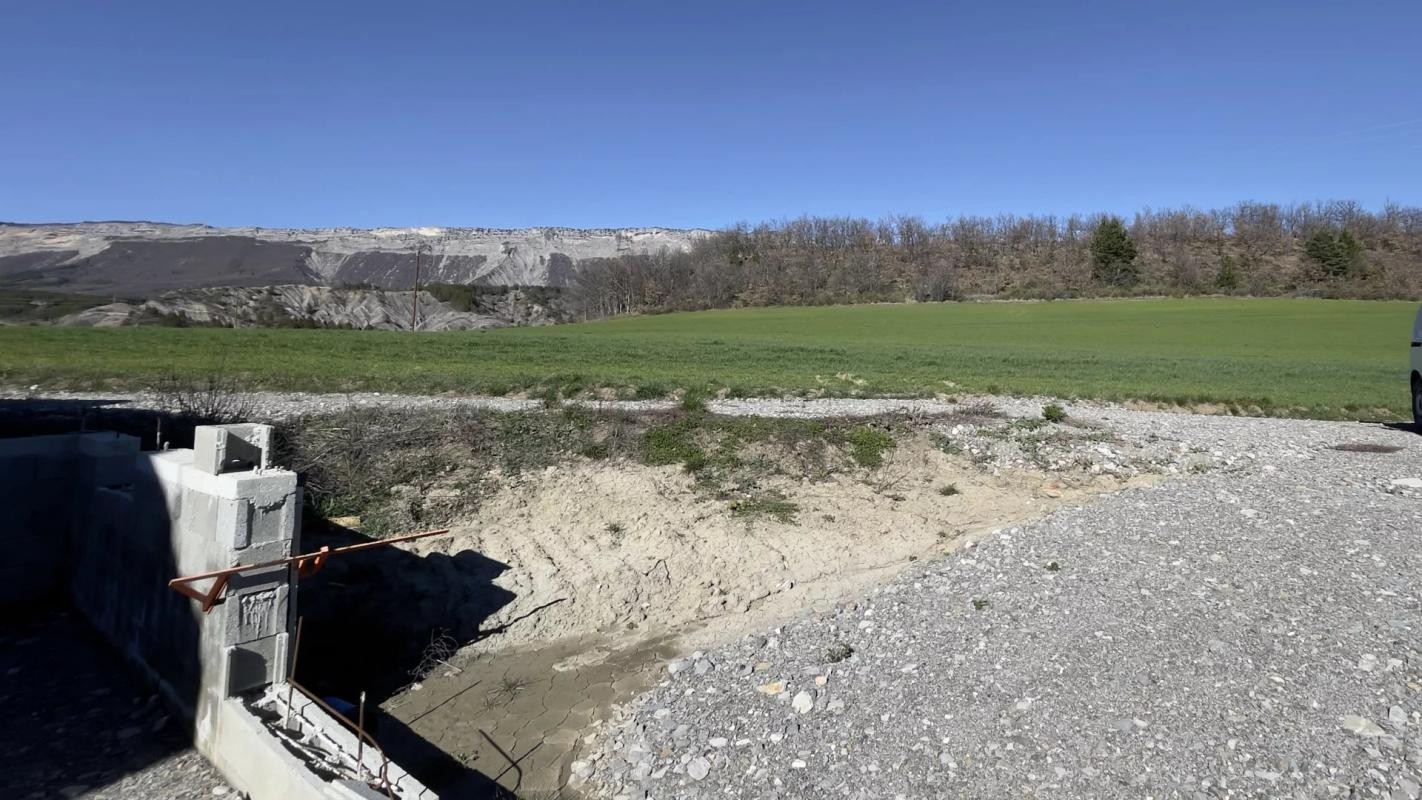 Vente Terrain à Laragne-Montéglin 0 pièce