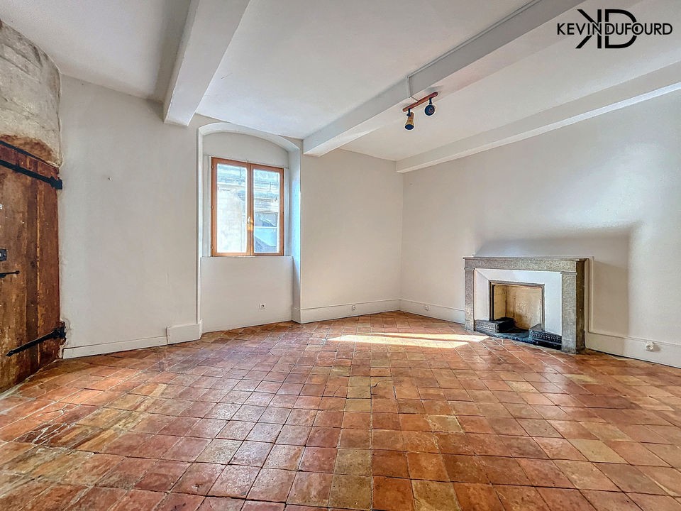 Vente Appartement à Aubenas 6 pièces