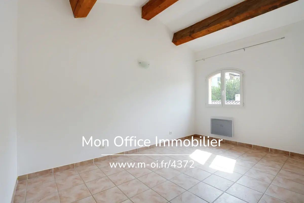 Vente Appartement à Rians 5 pièces