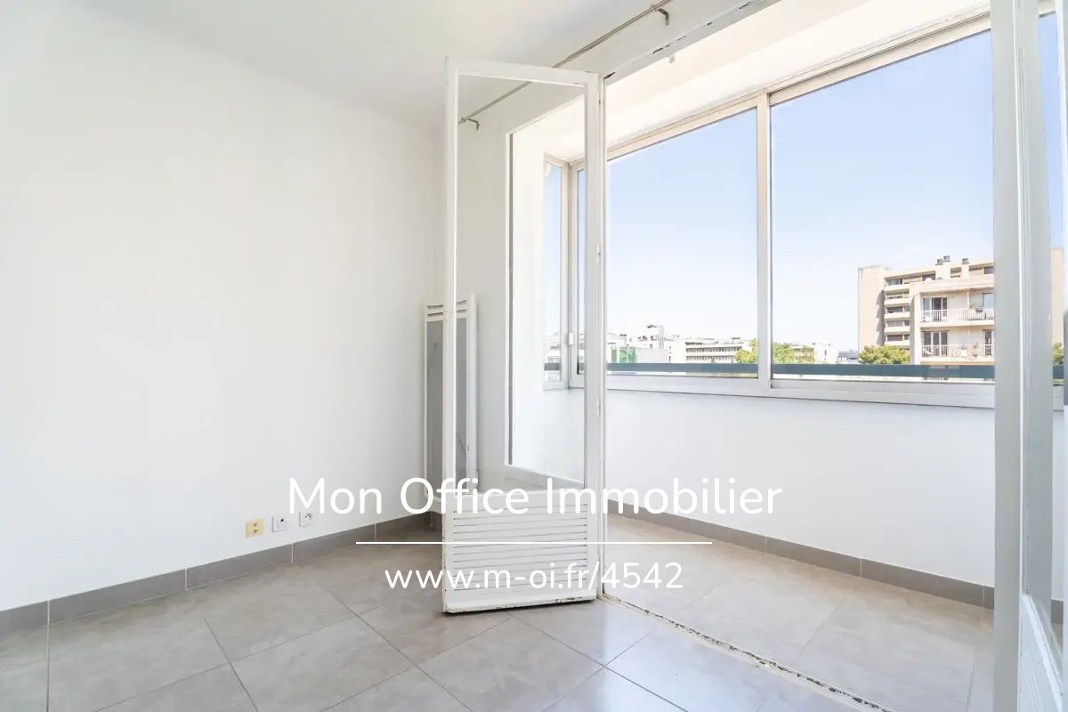 Vente Appartement à Marseille 5e arrondissement 3 pièces