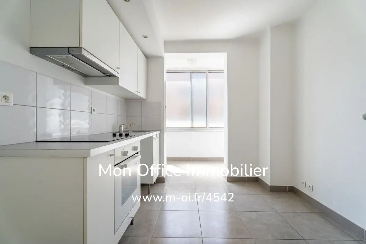 Vente Appartement à Marseille 5e arrondissement 3 pièces