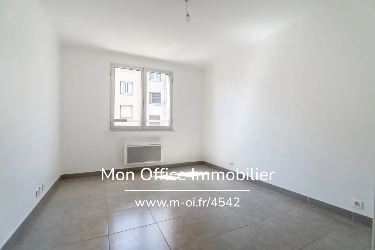 Vente Appartement à Marseille 5e arrondissement 3 pièces