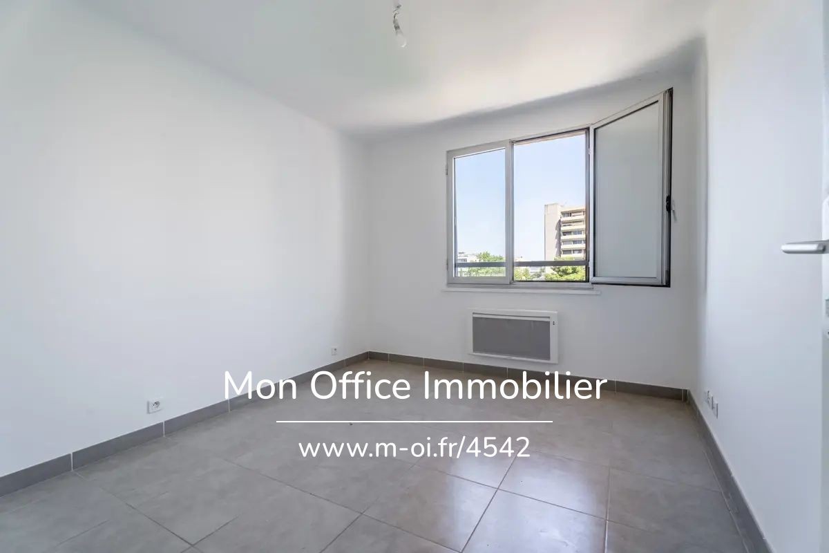 Vente Appartement à Marseille 5e arrondissement 3 pièces