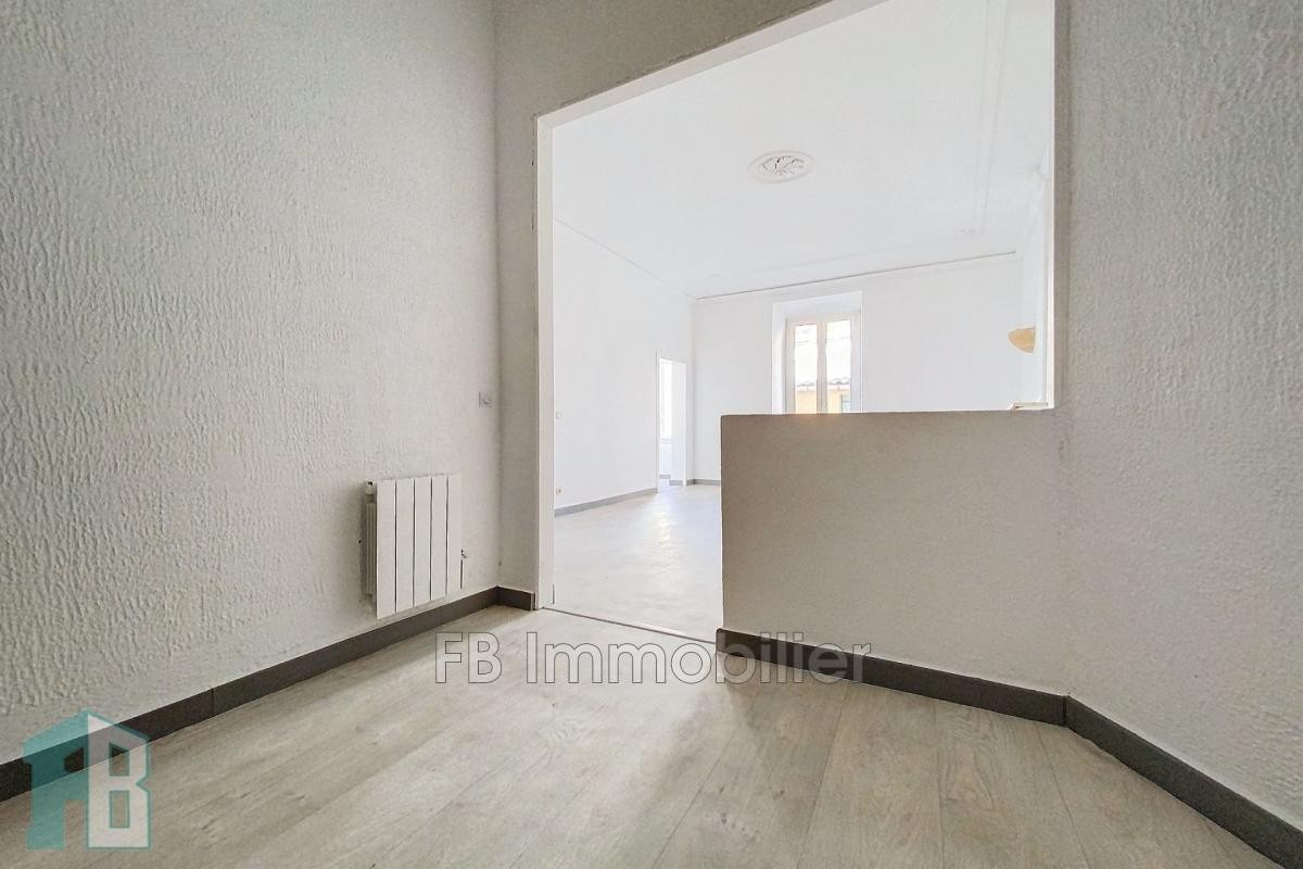 Location Appartement à Eyguières 2 pièces