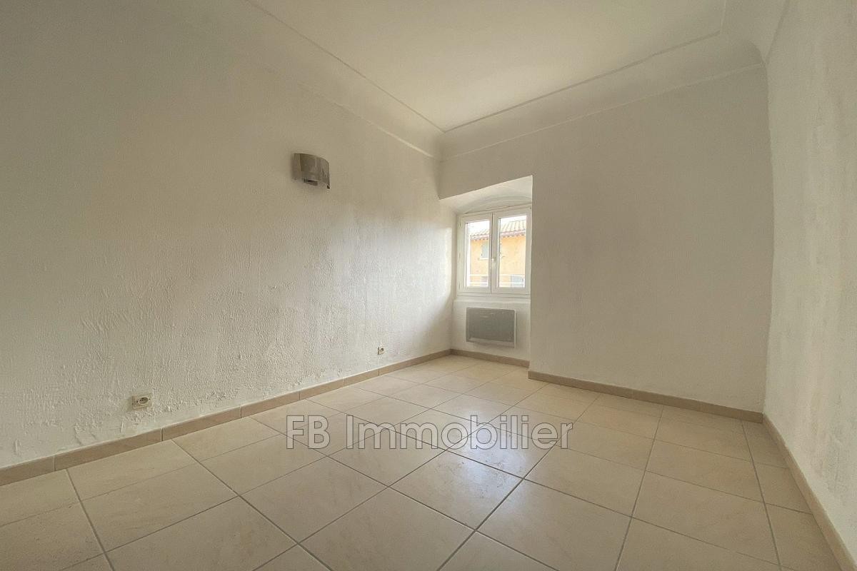 Location Appartement à Eyguières 3 pièces