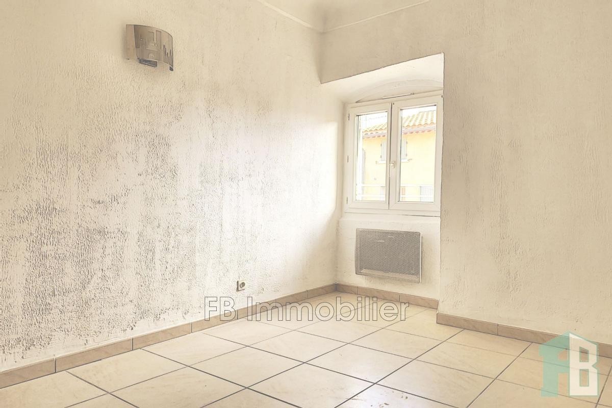 Location Appartement à Eyguières 3 pièces