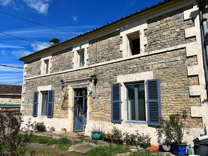 Vente Maison à Sauzé-Vaussais 5 pièces