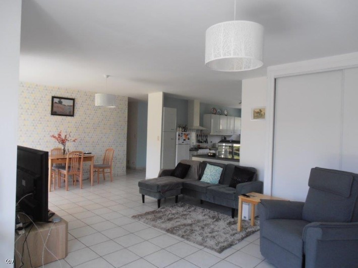 Vente Maison à Villefagnan 8 pièces