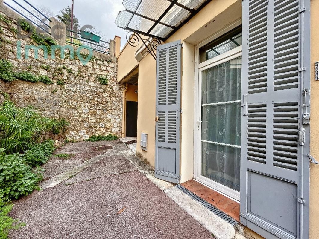 Location Appartement à Grasse 1 pièce