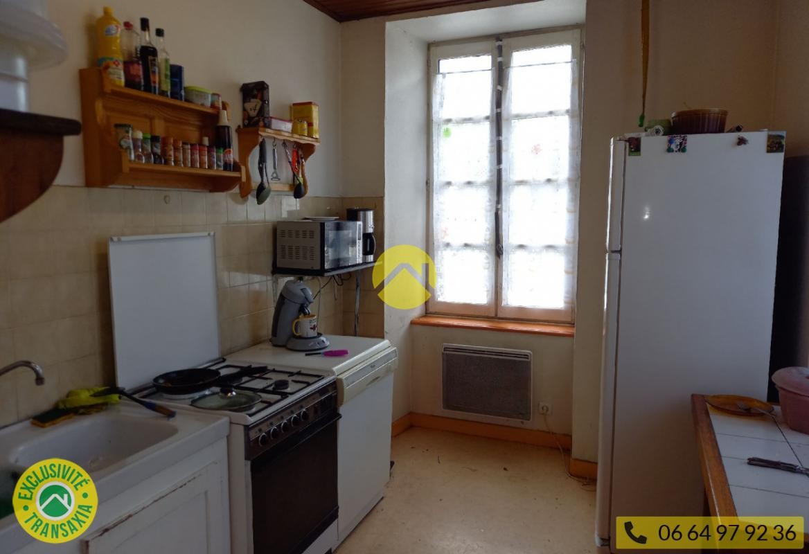 Vente Appartement à Murat 12 pièces