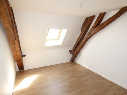 Location Appartement à la Chapelle-d'Angillon 3 pièces