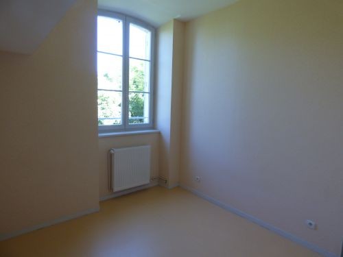 Location Appartement à Henrichemont 3 pièces