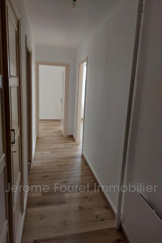 Location Appartement à Neuvic 2 pièces