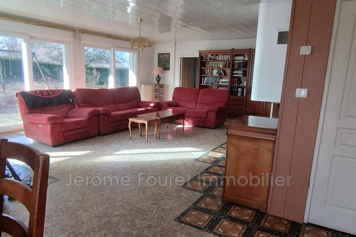 Vente Maison à Ussel 0 pièce